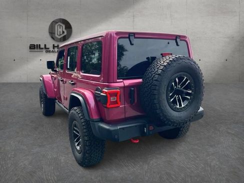 Used 2024 Jeep Wrangler Unlimited Rubicon AWD/4WD image 5