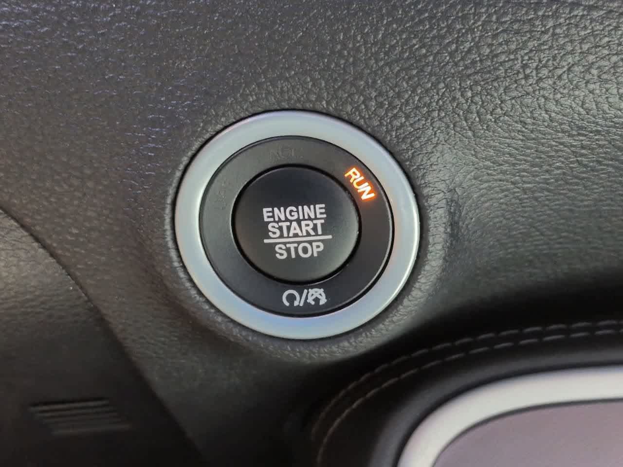 Used 2022 Dodge Challenger R/T RWD image 25