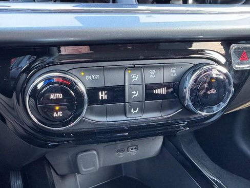 New 2026 Chevrolet Trax LT FWD image 37