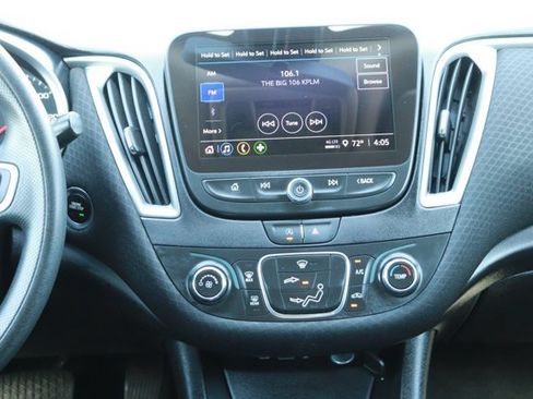 Used 2022 Chevrolet Malibu LS FWD image 14