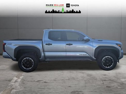 New 2026 Toyota Tacoma TRD Off-Road w/ TRD Off Road Premium Package AWD/4WD image 7