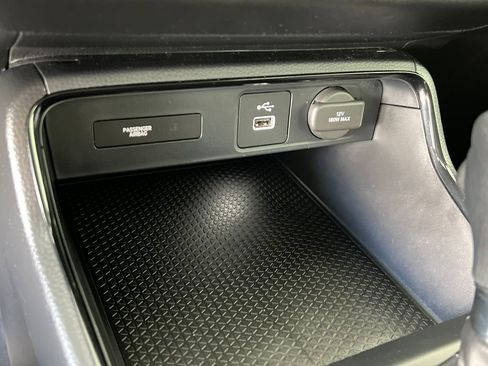 Used 2023 Honda CR-V LX image 40