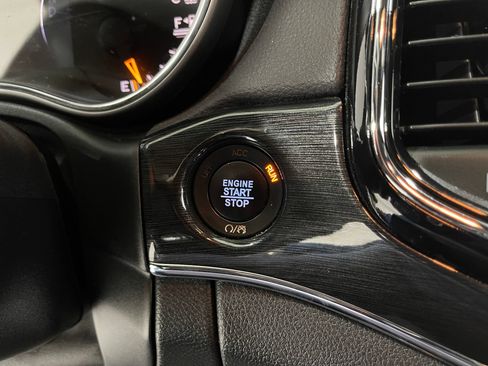 Used 2019 Jeep Grand Cherokee Trailhawk AWD/4WD image 21
