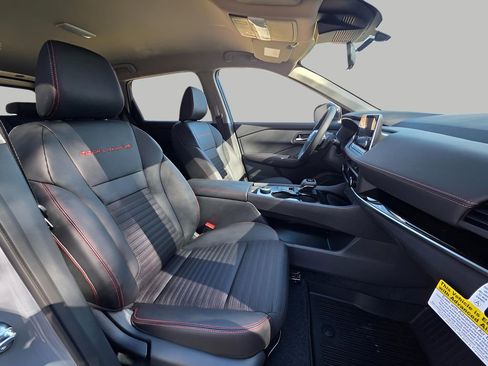 New 2026 Nissan Rogue SV image 13