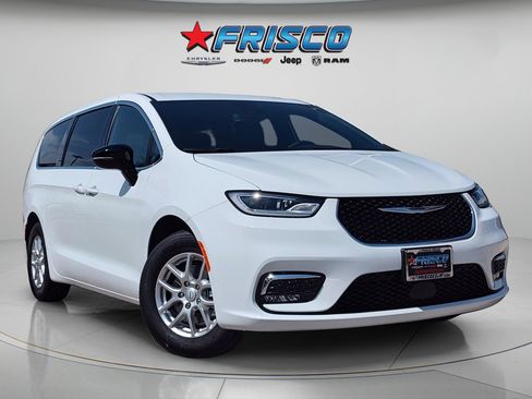 New 2026 Chrysler Pacifica Select image 1