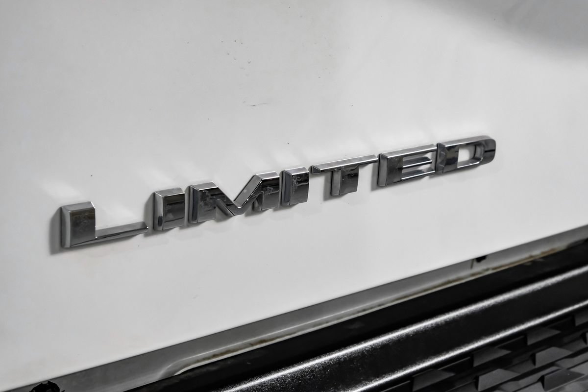 Used 2025 RAM 3500 Limited AWD/4WD image 48