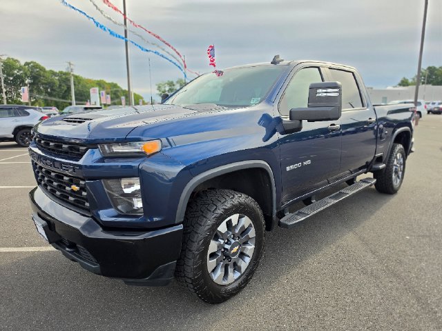 Used 2021 Chevrolet Silverado 2500 Custom w/ Custom Value Package AWD/4WD image 3