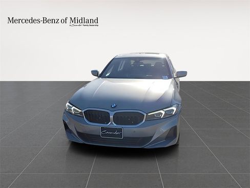 Used 2023 BMW 330i Sedan image 3