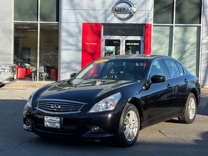 Used 2011 INFINITI G37 x w/ Premium Pkg