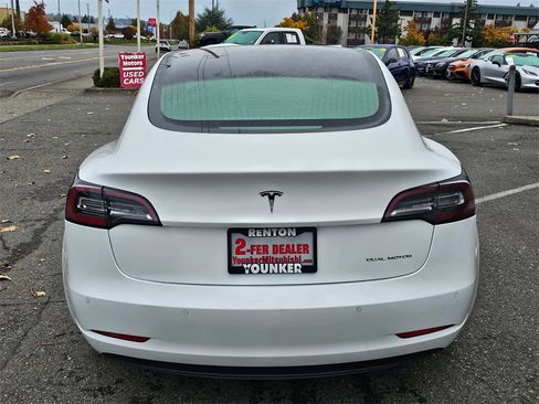 Used 2019 Tesla Model 3 Performance image 6