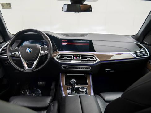 Used 2021 BMW X5 xDrive40i w/ Premium Package AWD/4WD image 11