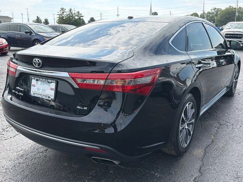Used 2017 Toyota Avalon XLE Premium w/ All Weather Liner Package FWD image 7