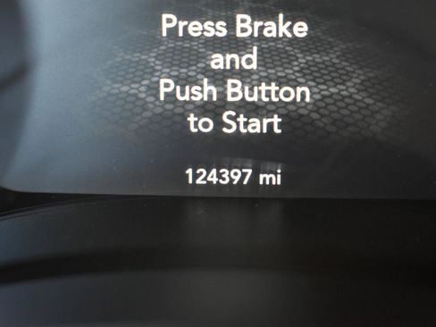 Used 2019 Dodge Charger Scat Pack w/ Dynamics Package RWD image 18