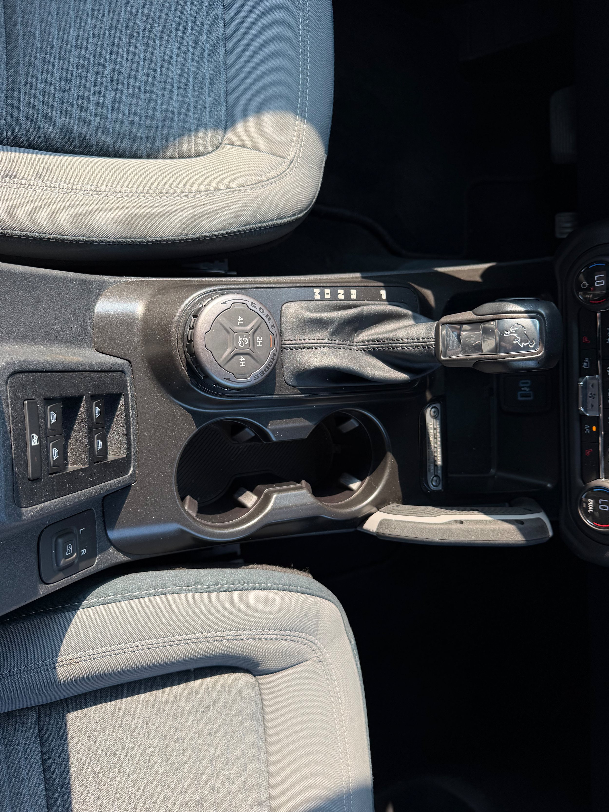Used 2023 Ford Bronco Outer Banks AWD/4WD image 17