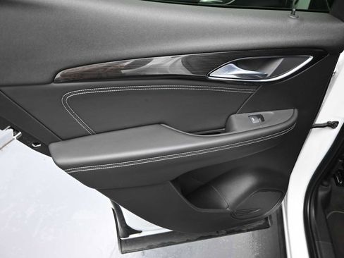 Used 2023 Buick Envision Essence image 14