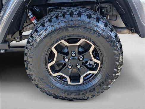 Used 2022 Jeep Gladiator Rubicon w/ LED Lighting Group AWD/4WD image 29