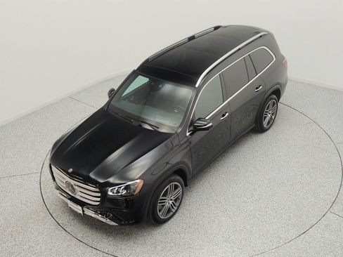 Certified 2026 Mercedes-Benz GLS 450 4MATIC image 22
