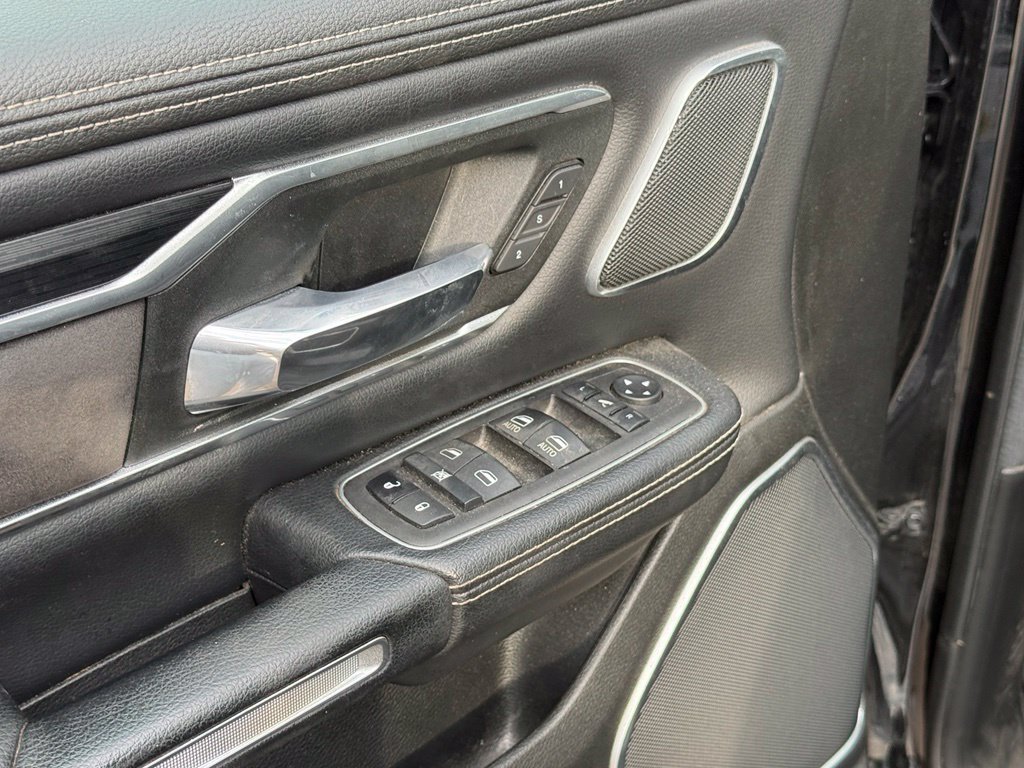 Used 2023 RAM 1500 Laramie AWD/4WD image 13