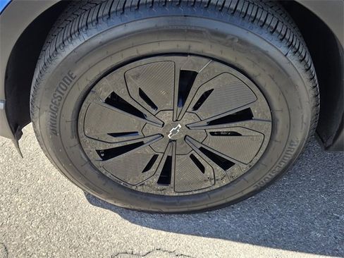 Certified 2026 Chevrolet Blazer EV LT image 9