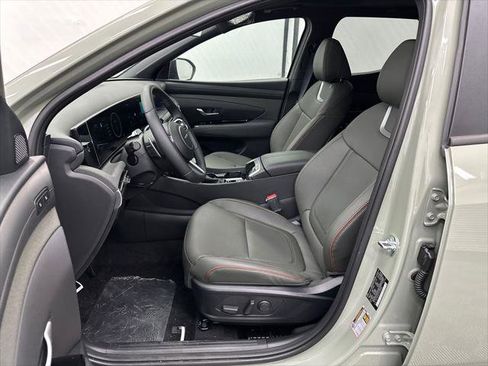 New 2025 Hyundai Santa Cruz Limited image 9