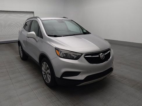 Used 2020 Buick Encore Preferred w/ Safety Package FWD image 13