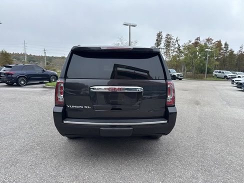 Used 2018 GMC Yukon XL Denali w/ Denali Ultimate Package image 4