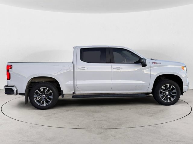 Used 2022 Chevrolet Silverado 1500 RST AWD/4WD image 6