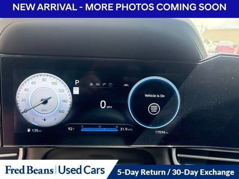 Used 2024 Hyundai Elantra SEL FWD image 12