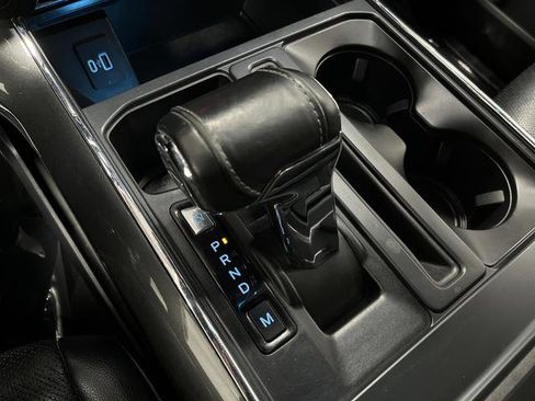 Used 2021 Ford F150 Lariat w/ Equipment Group 502A High image 22