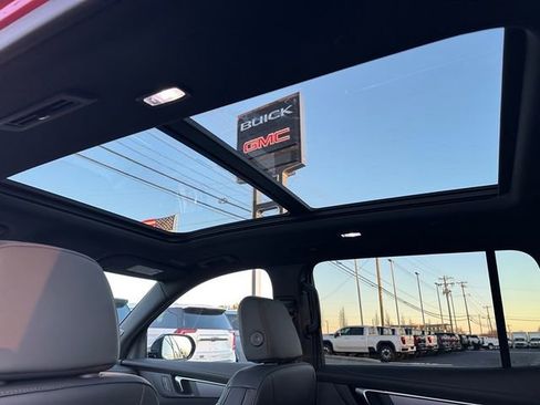 New 2025 Buick Enclave Sport Touring w/ Power Package image 22