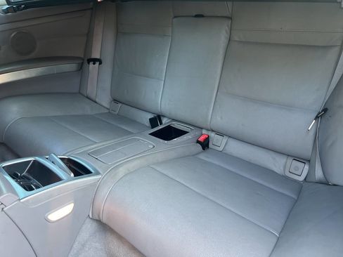 Used 2011 BMW 328i Convertible image 10