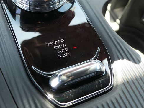 New 2026 Jeep Cherokee Limited AWD/4WD image 19
