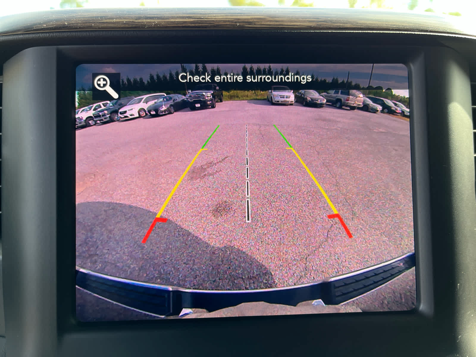 Used 2019 RAM 1500 Laramie AWD/4WD image 16