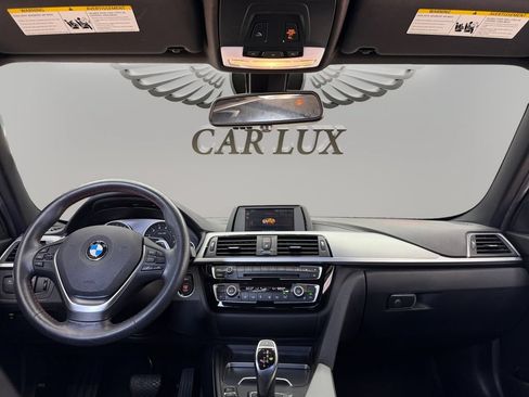 Used 2018 BMW 330i Sedan w/ Shadow Sport Edition RWD image 11