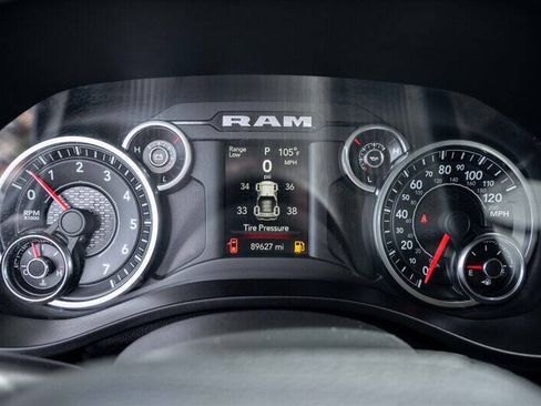 Used 2020 RAM 1500 Big Horn RWD image 12