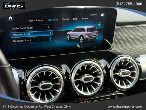 Used 2021 Mercedes-Benz GLB 250 4MATIC w/ Premium Package image 45