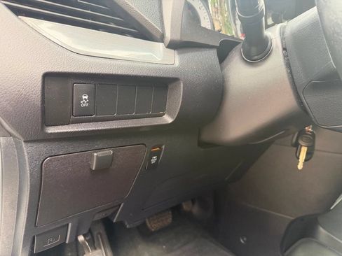 Used 2017 Toyota Sienna SE FWD image 20