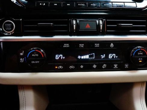 Certified 2022 Nissan Pathfinder Platinum w/ Cargo Package AWD/4WD image 18