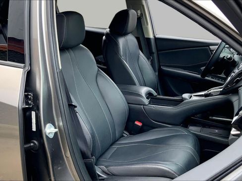Used 2023 Acura RDX w/ Technology Package FWD image 9