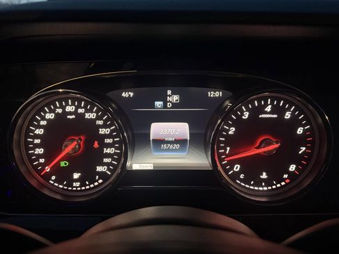 Used 2017 Mercedes-Benz E 300 E 300 4dr Sedan image 13