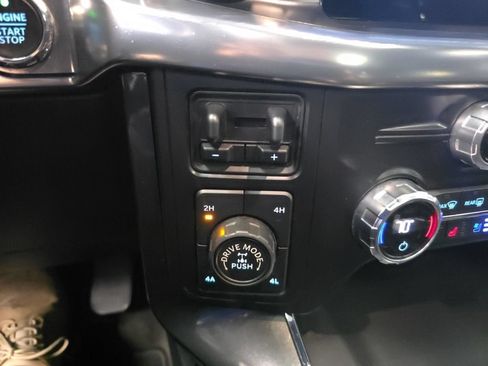 Used 2021 Ford F150 Lariat w/ Equipment Group 502A High AWD/4WD image 27