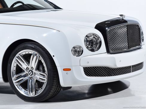 Used 2012 Bentley Mulsanne image 15