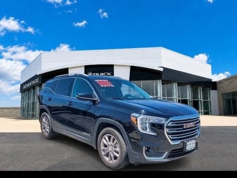 Certified 2023 GMC Terrain SLT w/ LPO, Floor Liner Package FWD image 6