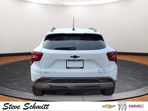 New 2026 Chevrolet Trax ACTIV w/ Driver Confidence Package FWD image 21