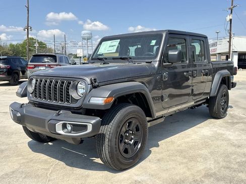 New 2026 Jeep Gladiator Sport image 3