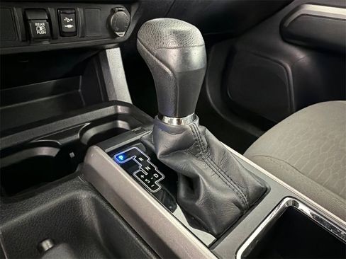 Used 2019 Toyota Tacoma SR5 image 30
