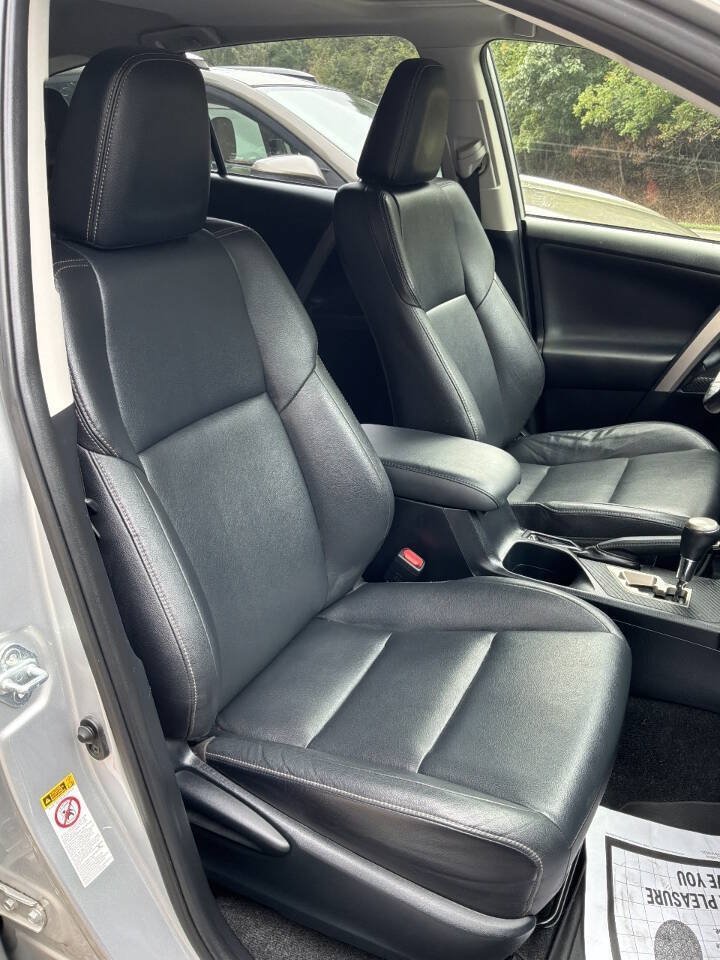 Used 2015 Toyota RAV4 Limited AWD/4WD image 5