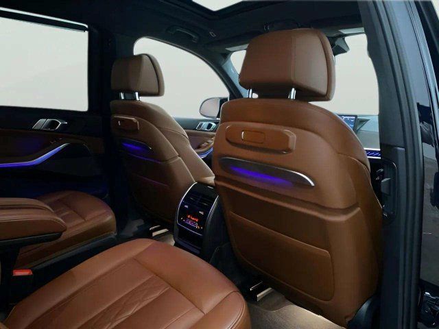 Used 2024 BMW X7 M60i w/ Executive Package AWD/4WD image 77