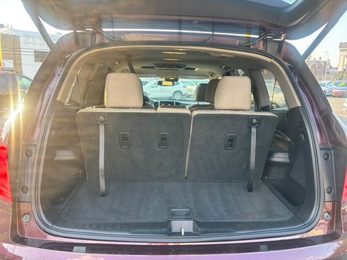 Used 2016 Honda Pilot Touring image 9
