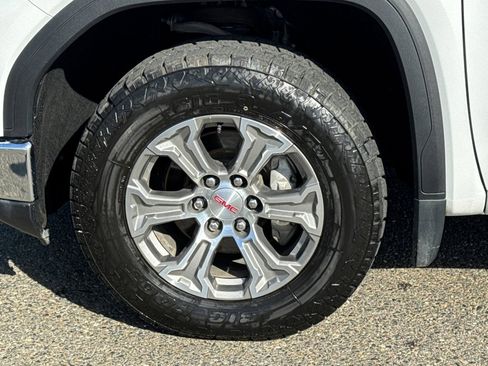 Used 2024 GMC Sierra 1500 SLT AWD/4WD image 44